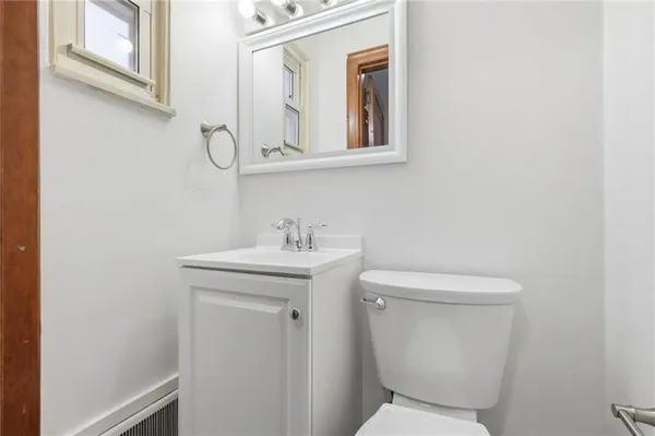 $1,500 | 3841 Lawnview Avenue, Pittsburgh, PA 15227