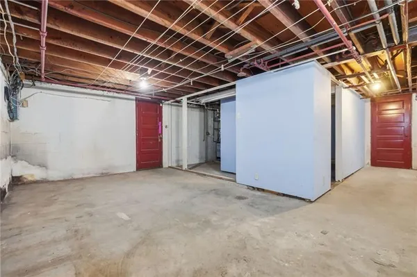 $1,500 | 3841 Lawnview Avenue, Pittsburgh, PA 15227