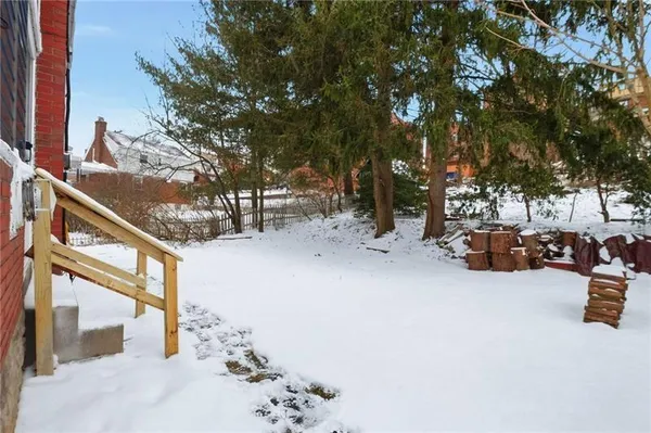 $1,500 | 3841 Lawnview Avenue, Pittsburgh, PA 15227