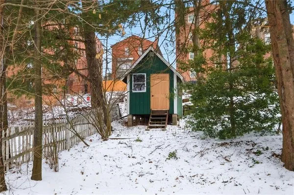 $1,500 | 3841 Lawnview Avenue, Pittsburgh, PA 15227