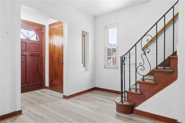 $1,500 | 3841 Lawnview Avenue, Pittsburgh, PA 15227