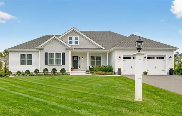 $1,295,000 | 10 Shagbark Creek, Mattapoisett, MA 02739