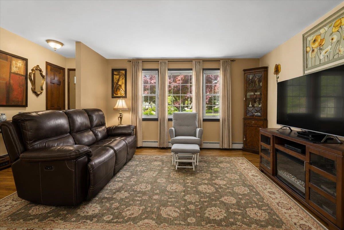 31 Center Street Butler, NJ 07405 - Photo 9 of 50