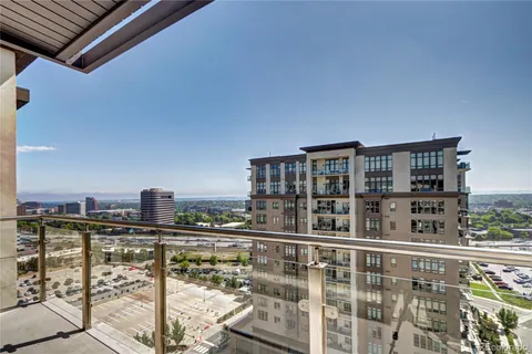 $590,000 | 5455 Land Mark Place, Unit 1403, Greenwood Village, CO 80111