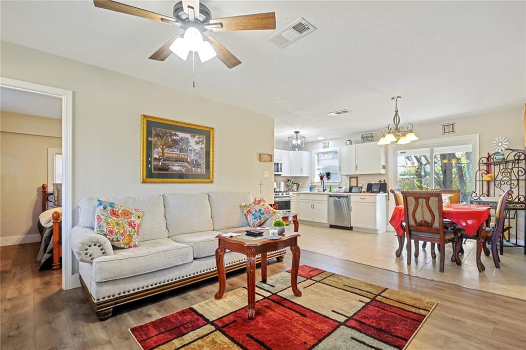 309 Cardinal Drive Slidell, LA 70458 - Photo 3 of 11