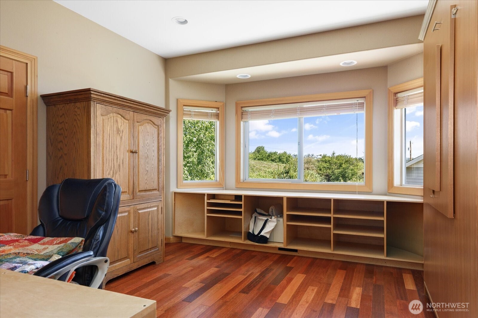 2011 Armstrong Road Coupeville, WA 98239 - Photo 24 of 38 Gallery Image 24