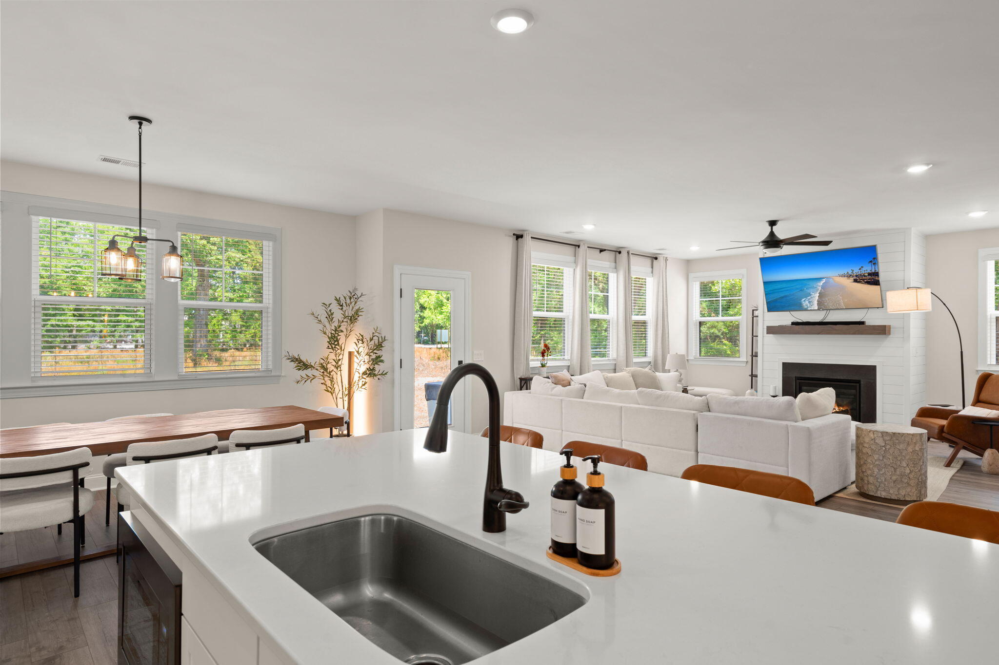 1234 Melvin Bennett Road Mount Pleasant, SC 29464 - Photo 16 of 46 Sink