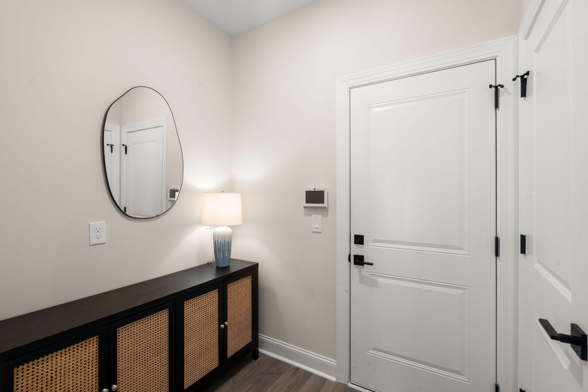 1234 Melvin Bennett Road Mount Pleasant, SC 29464 - Photo 22 of 46 Mudroom