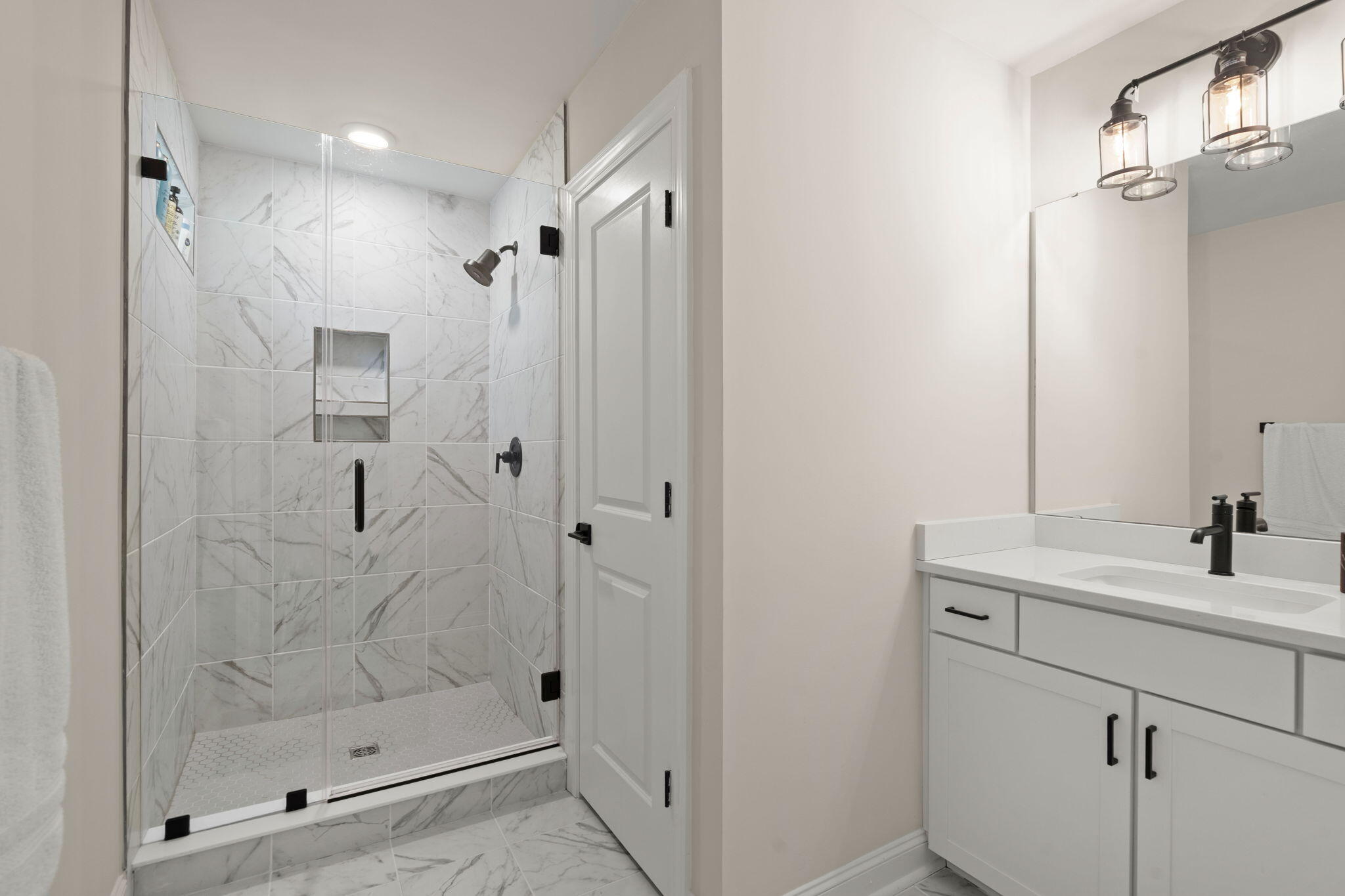 1234 Melvin Bennett Road Mount Pleasant, SC 29464 - Photo 33 of 46 Jr Suite Bathroom