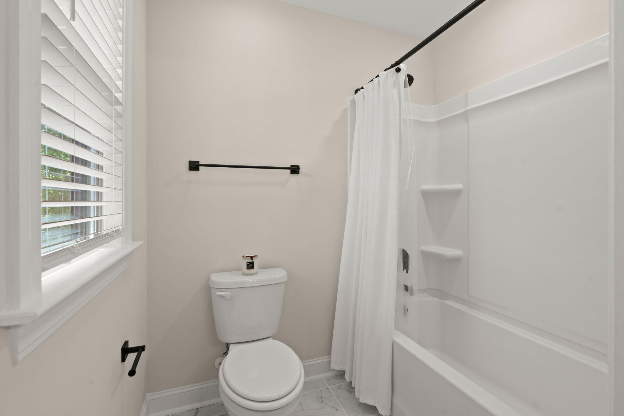 1234 Melvin Bennett Road Mount Pleasant, SC 29464 - Photo 38 of 46 Guest Shower