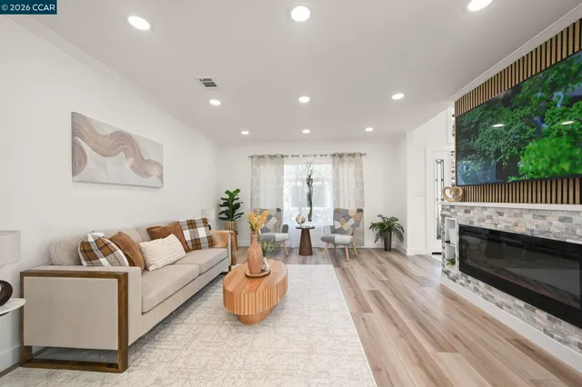 $799,000 | 1129 Leisure Lane, Unit 4, Walnut Creek, CA 94595