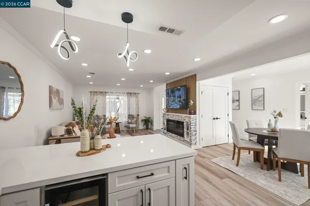 $799,000 | 1129 Leisure Lane, Unit 4, Walnut Creek, CA 94595