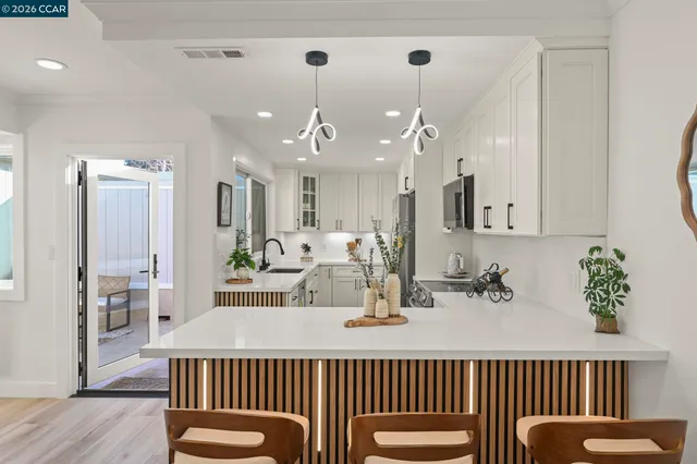 $799,000 | 1129 Leisure Lane, Unit 4, Walnut Creek, CA 94595