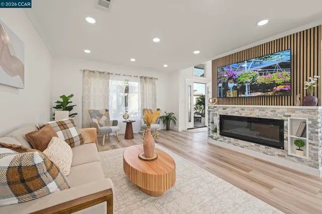 $799,000 | 1129 Leisure Lane, Unit 4, Walnut Creek, CA 94595