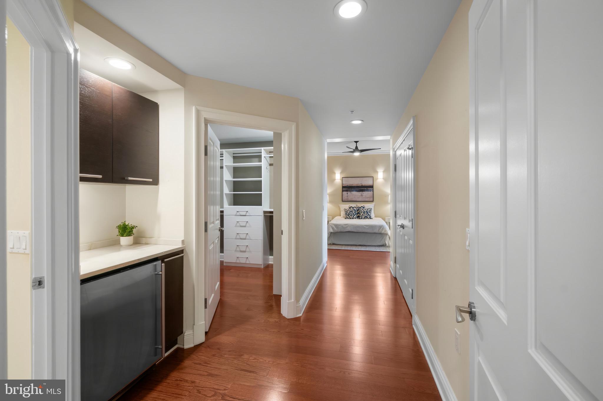 801 Key Highway, Unit 130 Baltimore, MD 21230 - Photo 27 of 52 Primary Bedroom Entrance