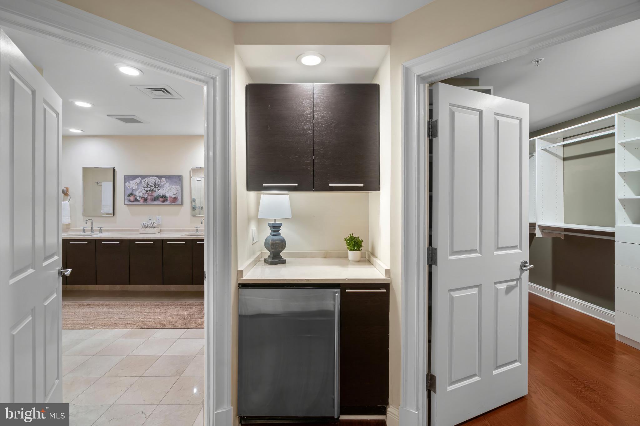 801 Key Highway, Unit 130 Baltimore, MD 21230 - Photo 28 of 52 Juice Bar in Primary Bedroom