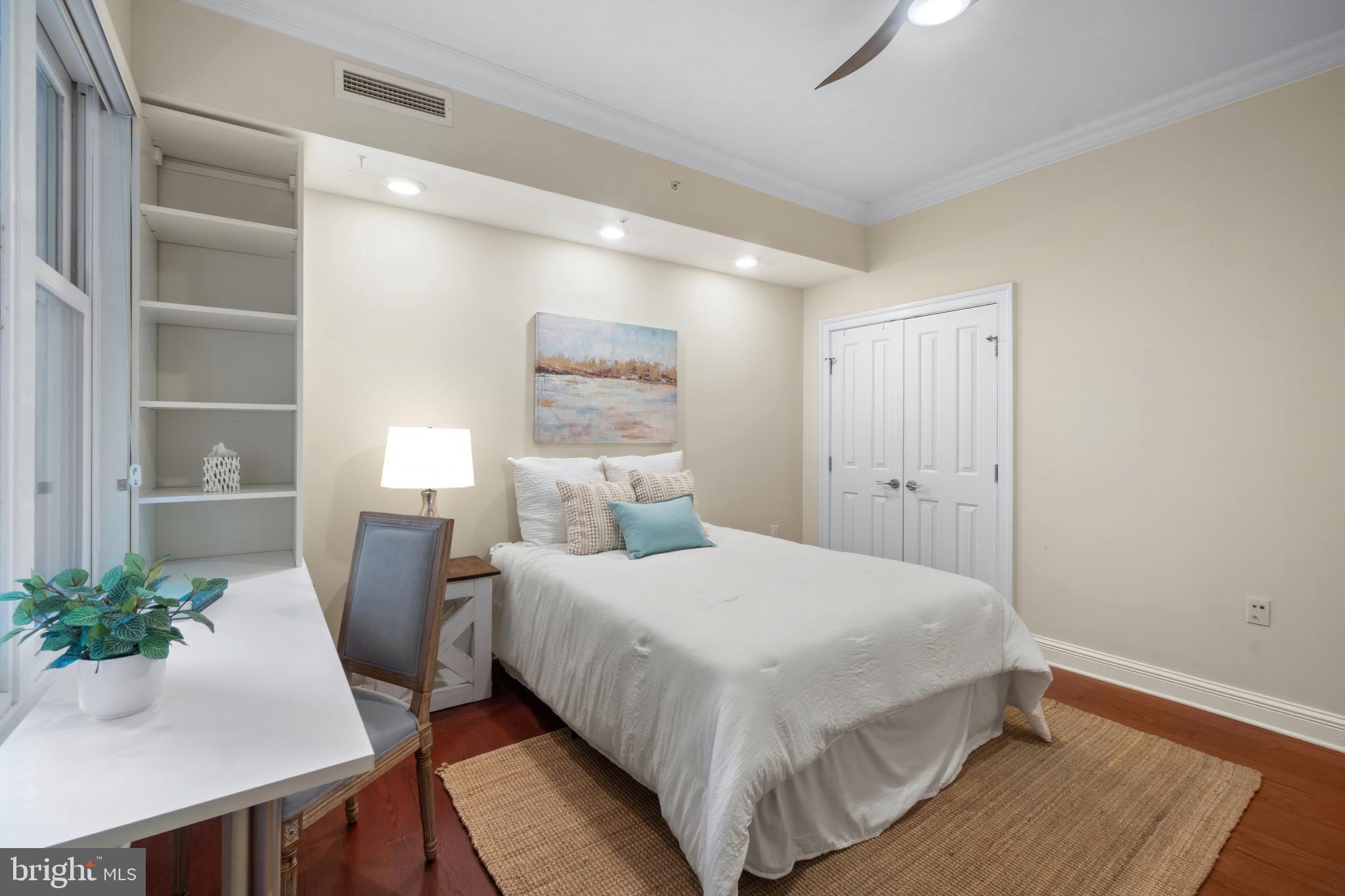 801 Key Highway, Unit 130 Baltimore, MD 21230 - Photo 33 of 52 Second Bedroom