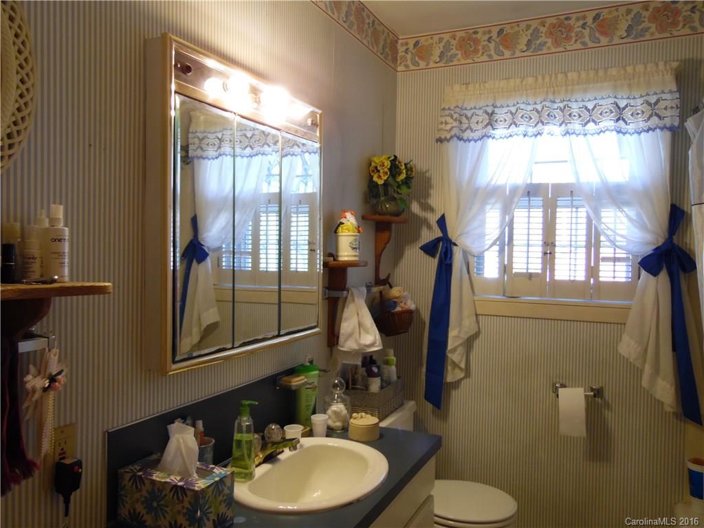 329 Park Road Albemarle, NC 28001 - Photo 8 of 19