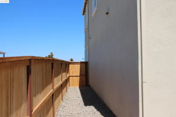 $590,000 | 3596 Kona Kai Way, Sacramento, CA 95835