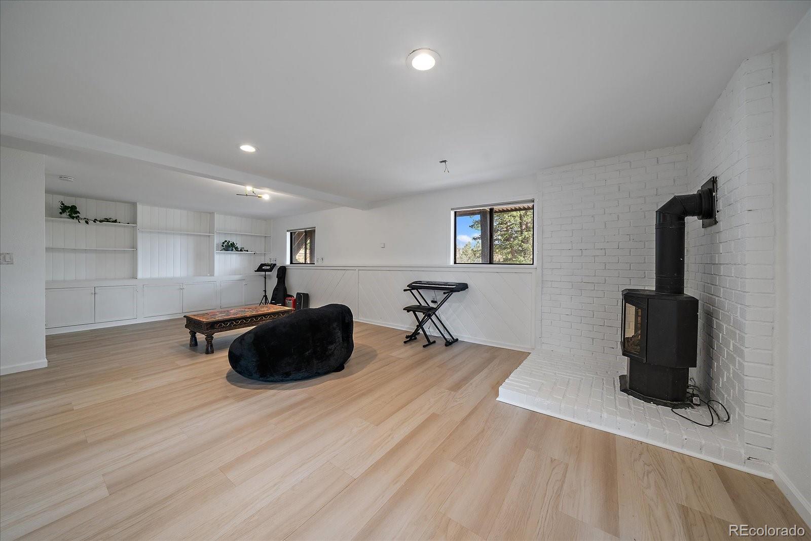 26792 Hilltop Road Evergreen, CO 80439 - Photo 21 of 50