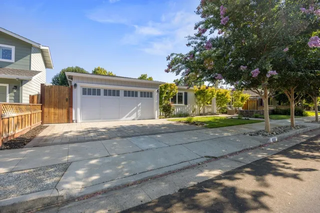 $2,600,000 | 1052 Lovoi Way, San Jose, CA 95125
