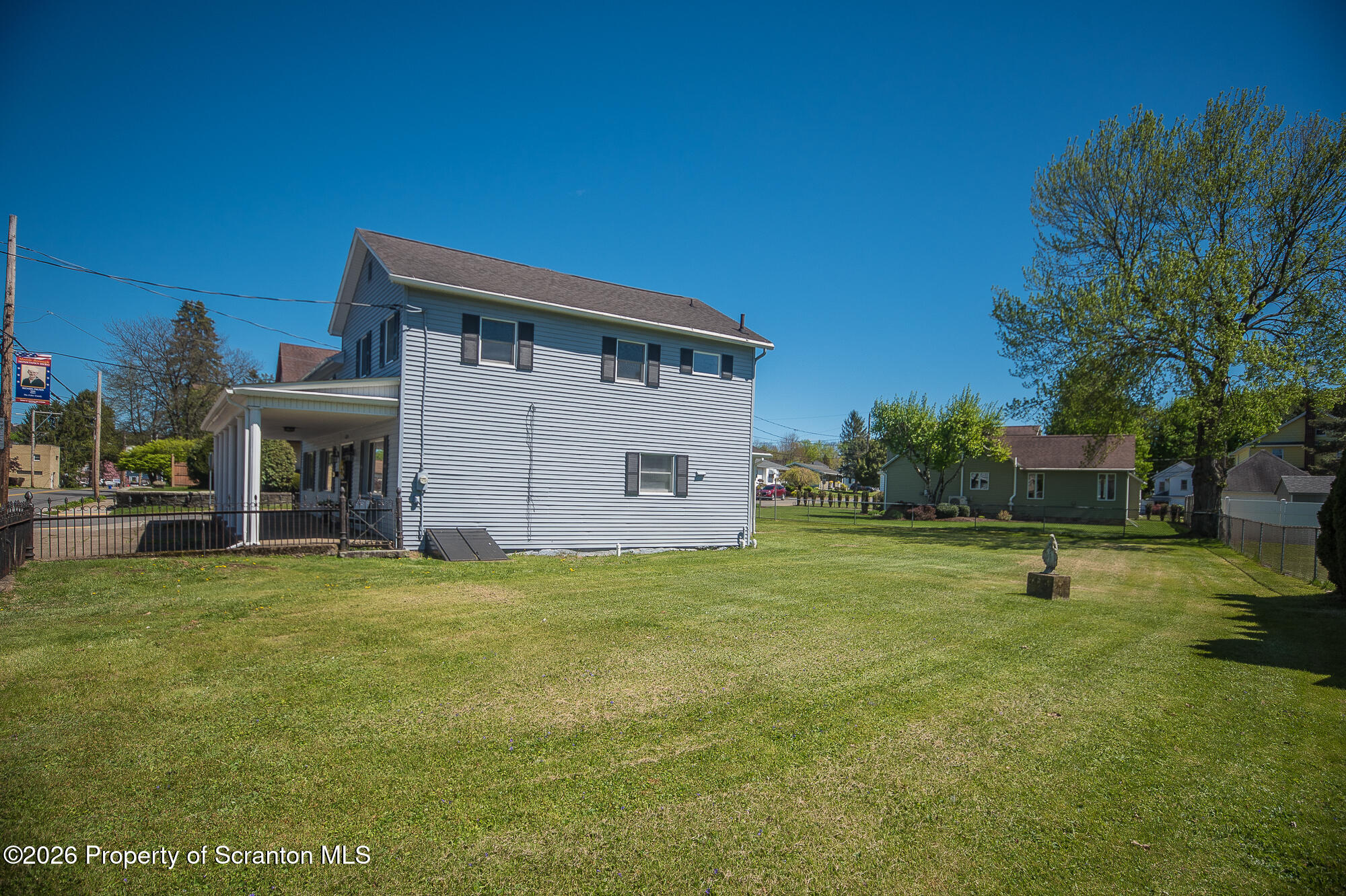 318 Main Street Moosic, PA 18507 - Photo 42 of 45 Side