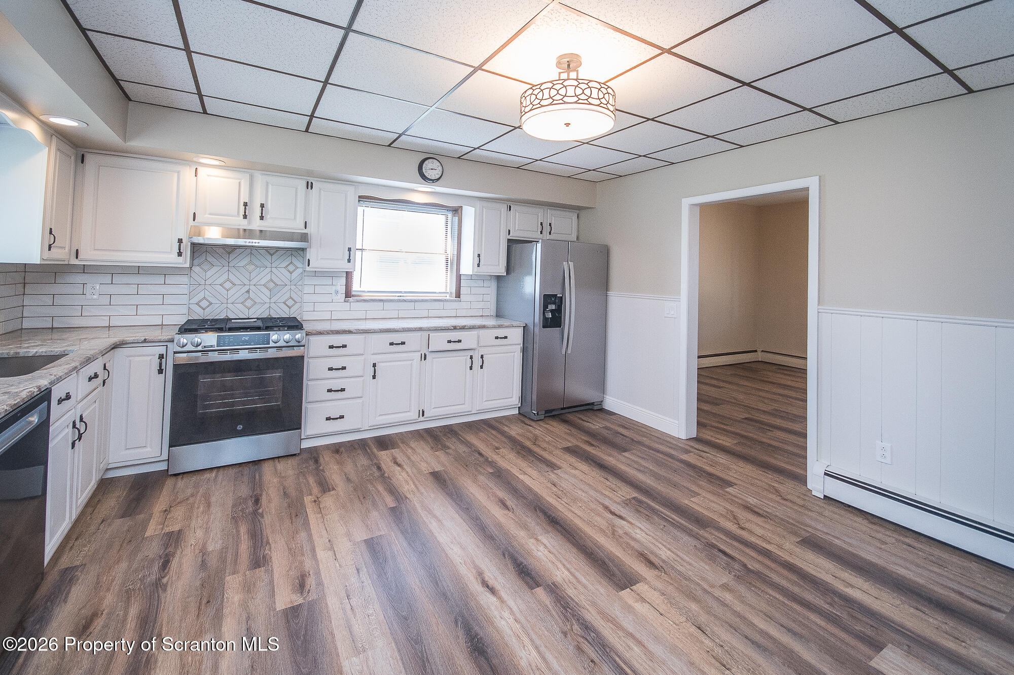 318 Main Street Moosic, PA 18507 - Photo 7 of 45 Kitchen