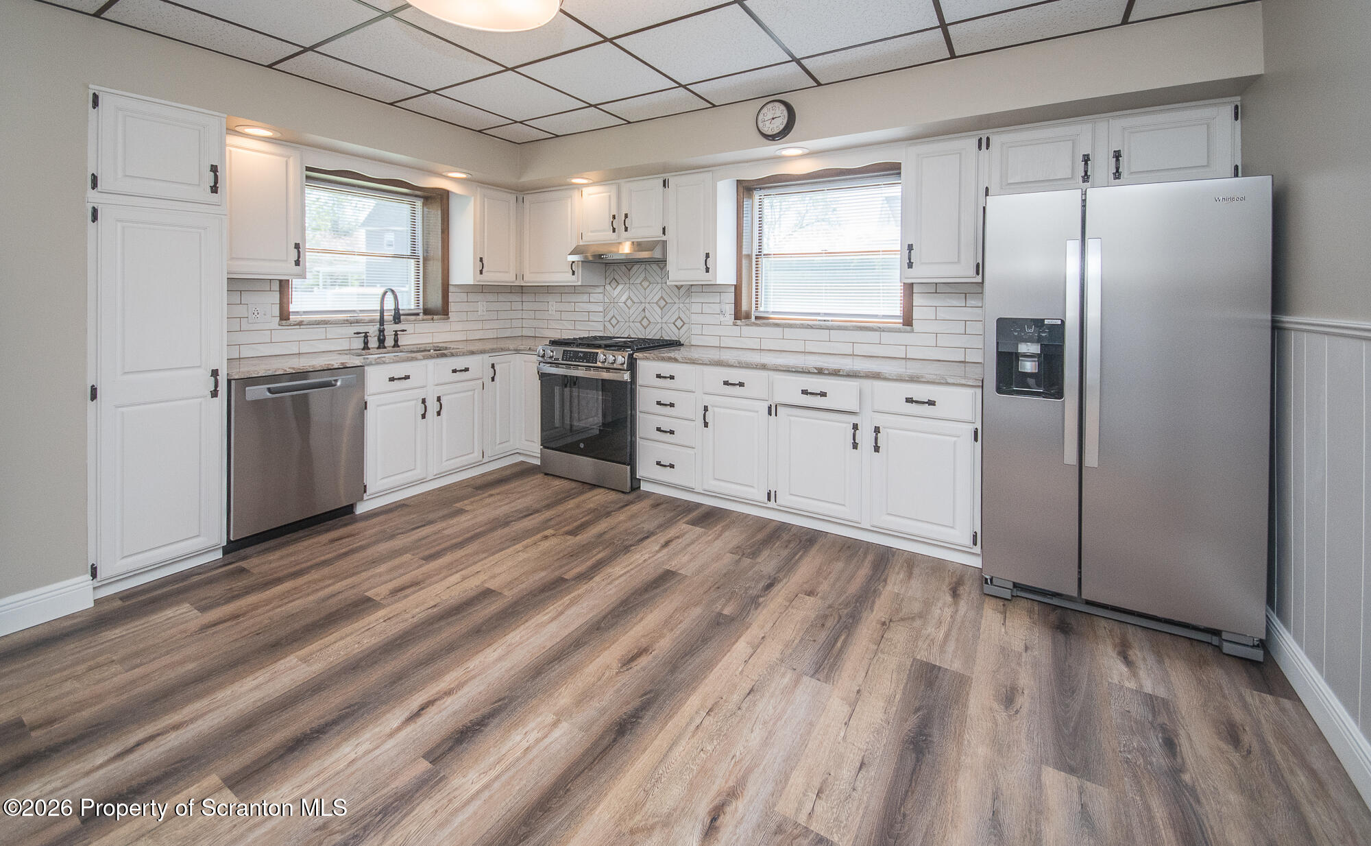 318 Main Street Moosic, PA 18507 - Photo 8 of 45 Kitchen