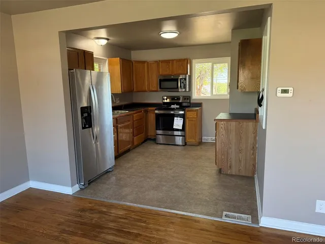 $2,250 | 7868 Quivas Way, Denver, CO 80221
