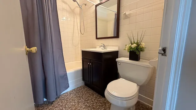 $1,950 | 3528 Adams Street, Lansing, IL 60438