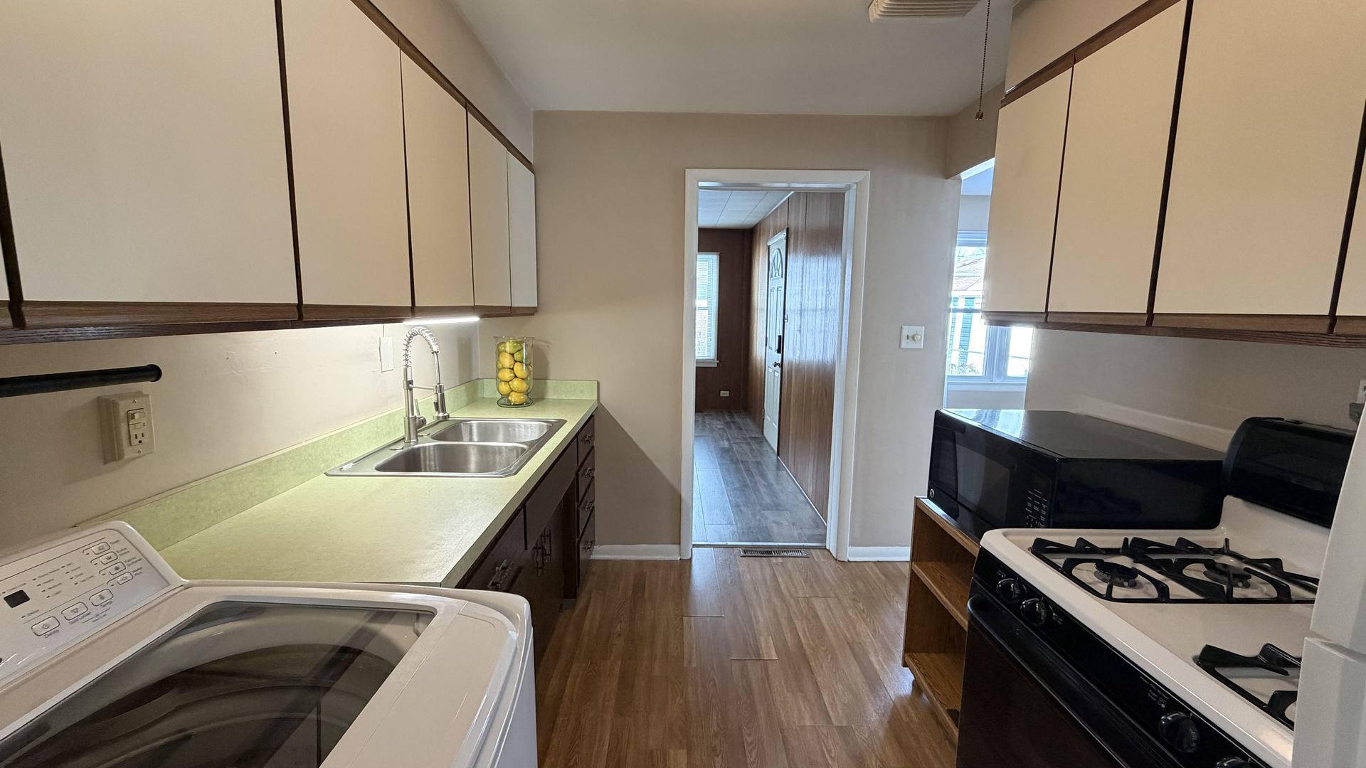 3528 Adams Street Lansing, IL 60438 - Photo 6 of 21