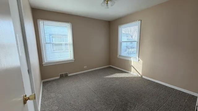 $1,950 | 3528 Adams Street, Lansing, IL 60438