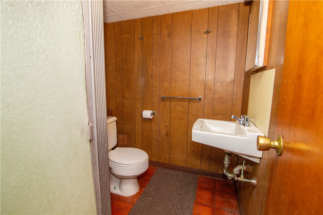 25 Batterson Avenue Westerly, RI 02891 - Photo 30 of 33