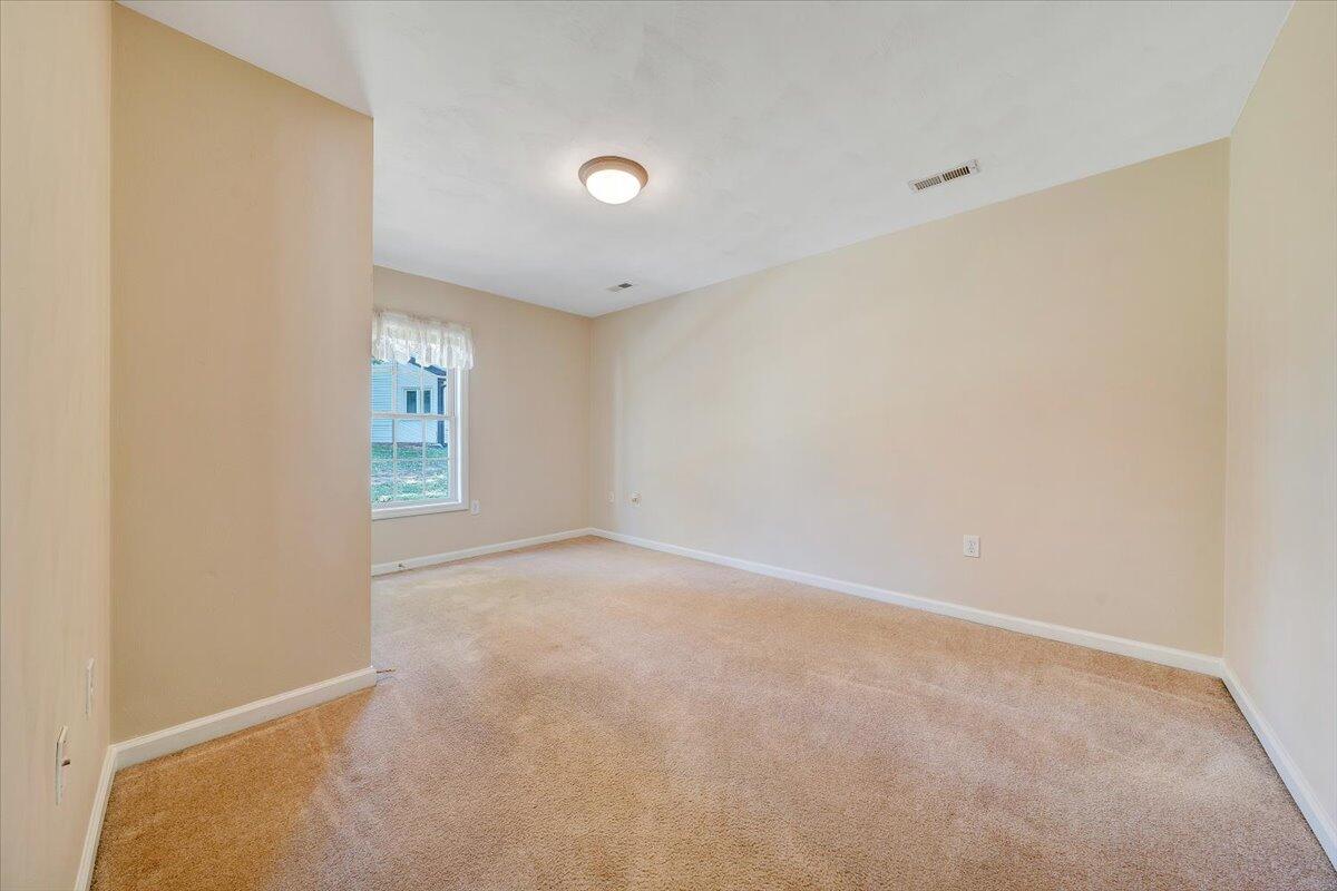 8607 Little Hoop Road Roanoke, VA 24019 - Photo 19 of 32 19-MIB07921