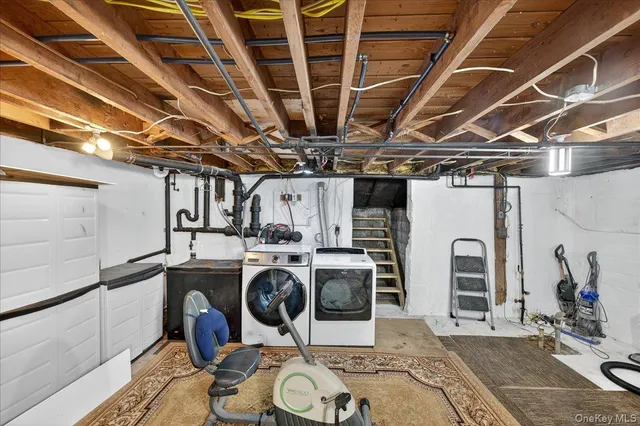 a view of a storage & utility room