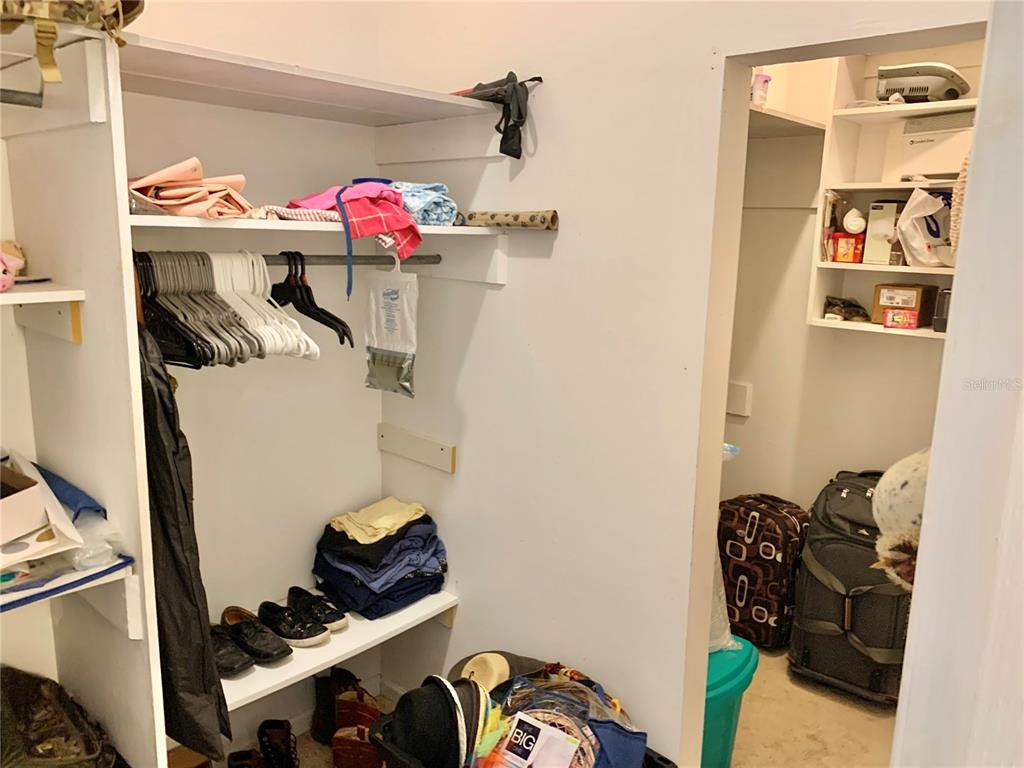 9150 Southwest 151st Lane Archer, FL 32618 - Photo 22 of 81 a bathroom with a sink and a mirror