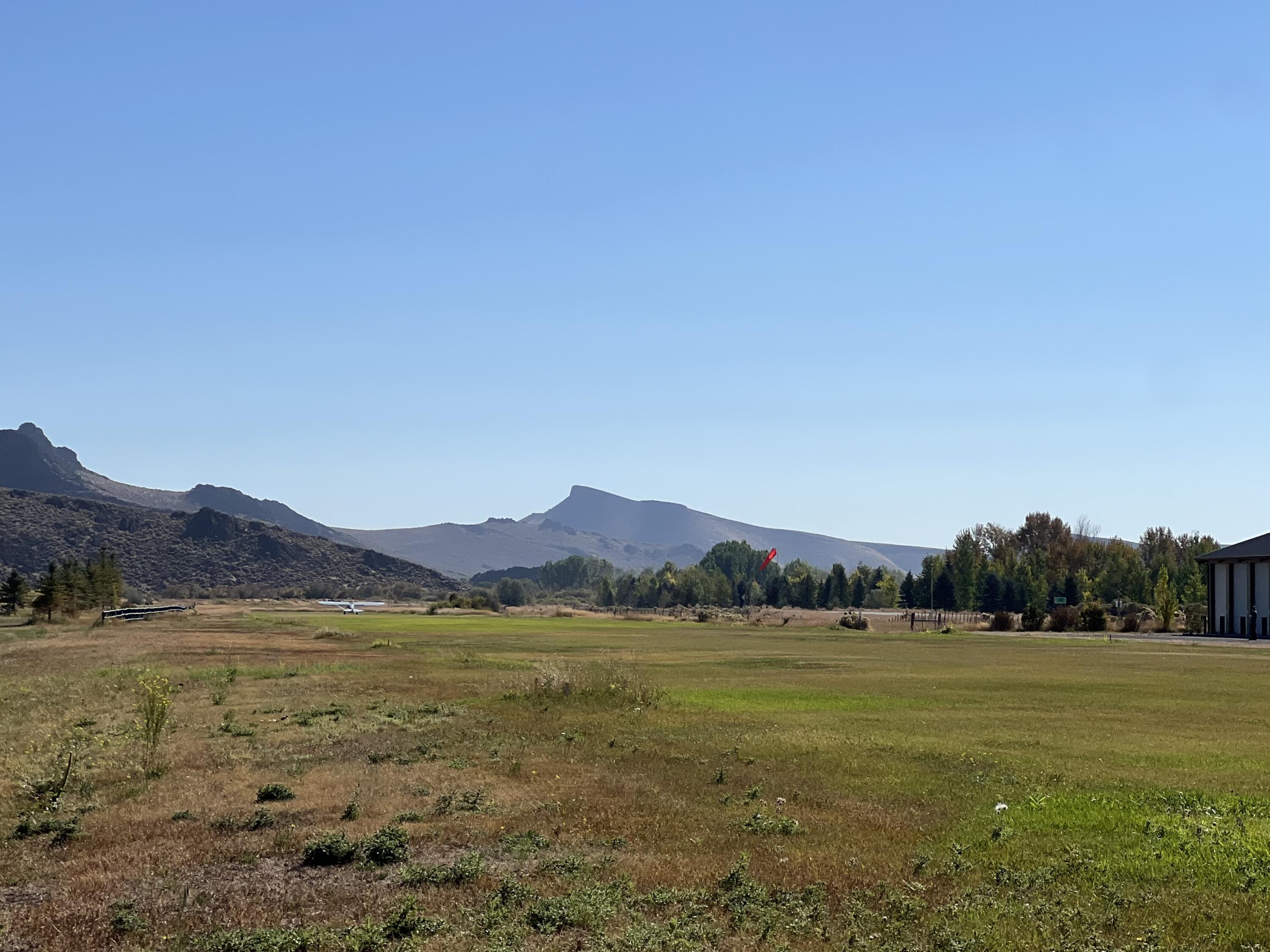 40 Purdy Way Carey, ID 83320 - Photo 7 of 11 Queen's Crown