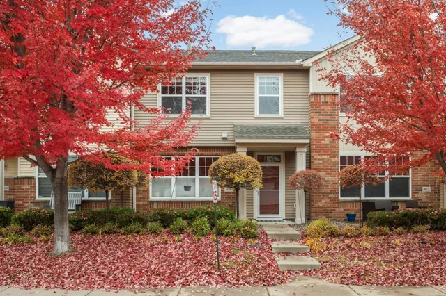 $295,000 | 9606 Scott Circle, Brooklyn Park, MN 55443