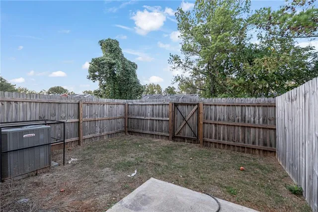 $2,195 | 5820 Calle Vista Drive, Lithonia, GA 30058