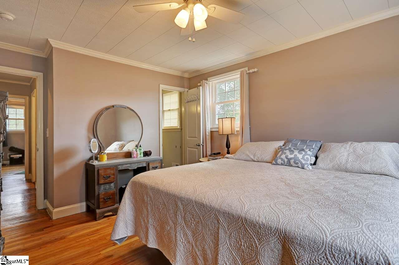 2014 East Lee Road Taylors, SC 29687 - Photo 15 of 30 Gallery Image 15