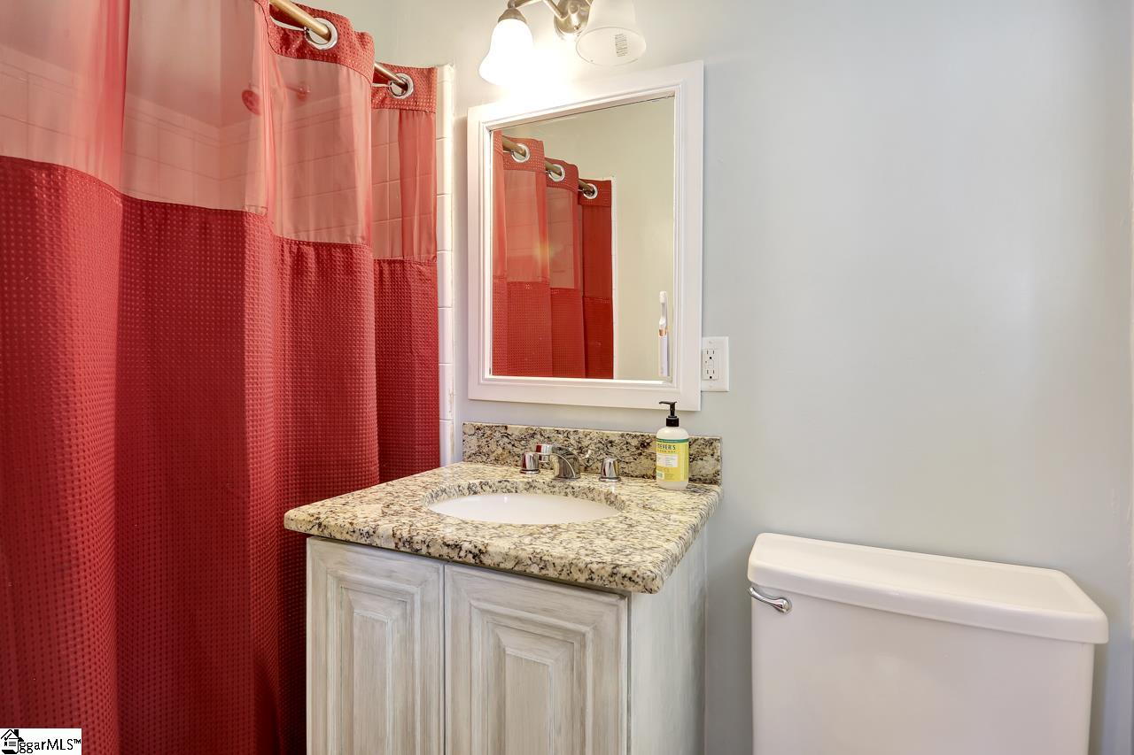 2014 East Lee Road Taylors, SC 29687 - Photo 23 of 30 Gallery Image 23