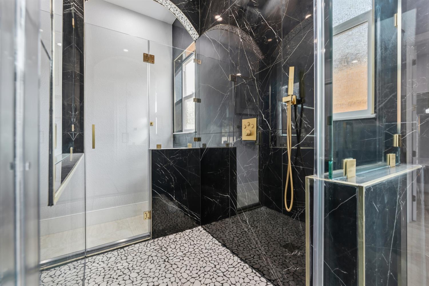 2009 Robin Hood Lane Merced, CA 95340 - Photo 28 of 50 a view of balcony