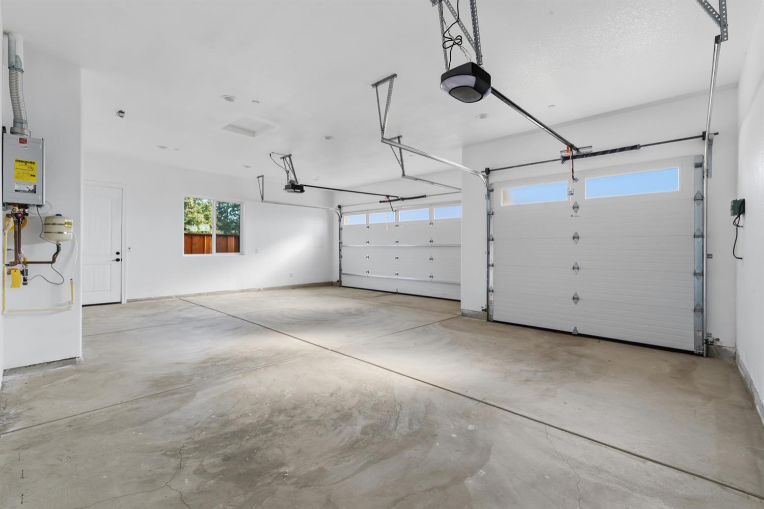 2009 Robin Hood Lane Merced, CA 95340 - Photo 39 of 50 a view of a garage