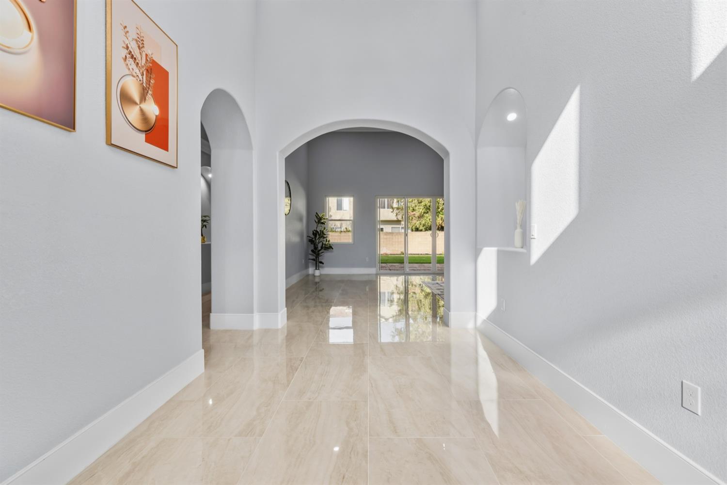 2009 Robin Hood Lane Merced, CA 95340 - Photo 5 of 50 a view of livingroom and living room