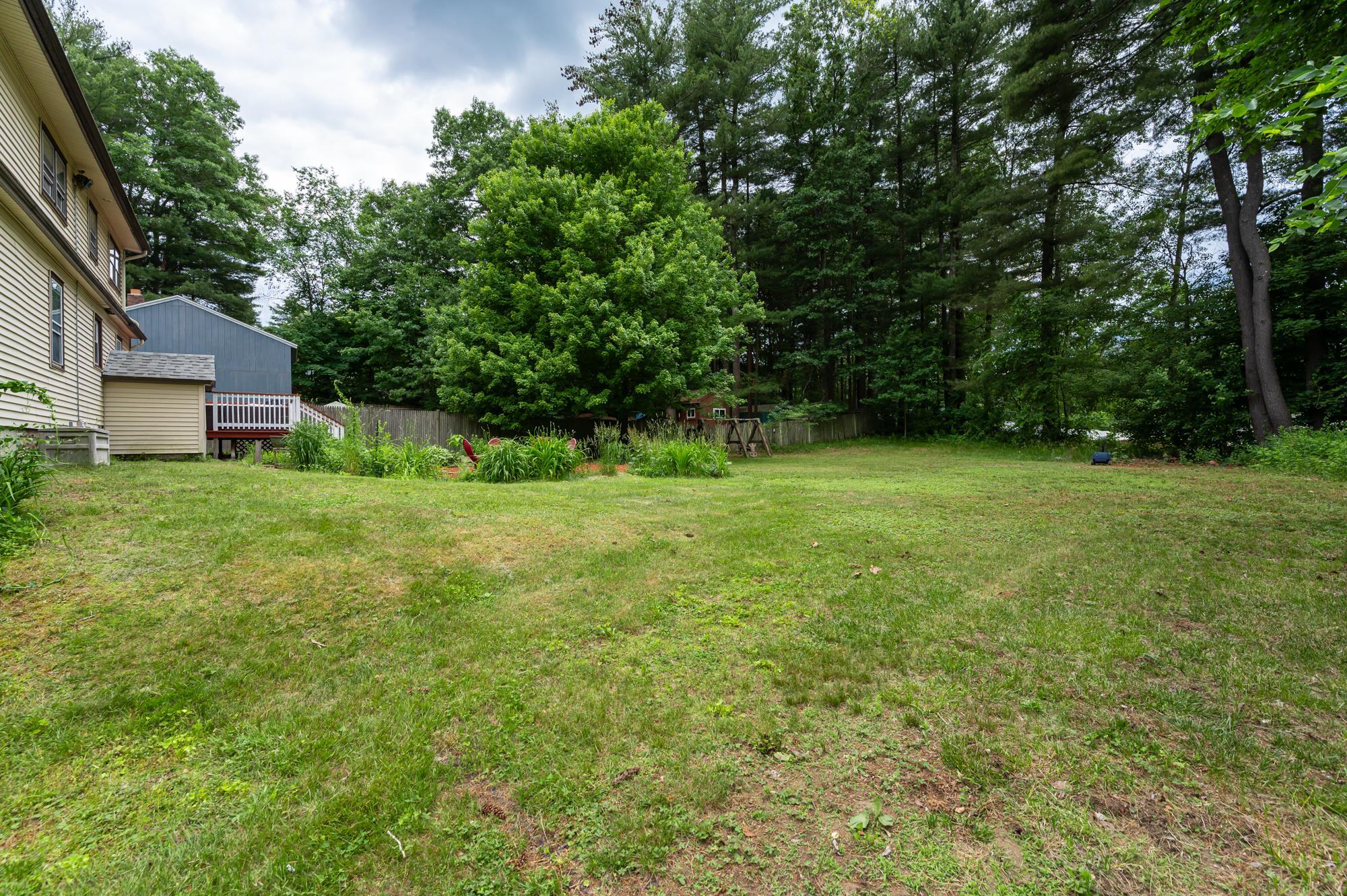 11 Conant Road Nashua, NH 03062 - Photo 23 of 40