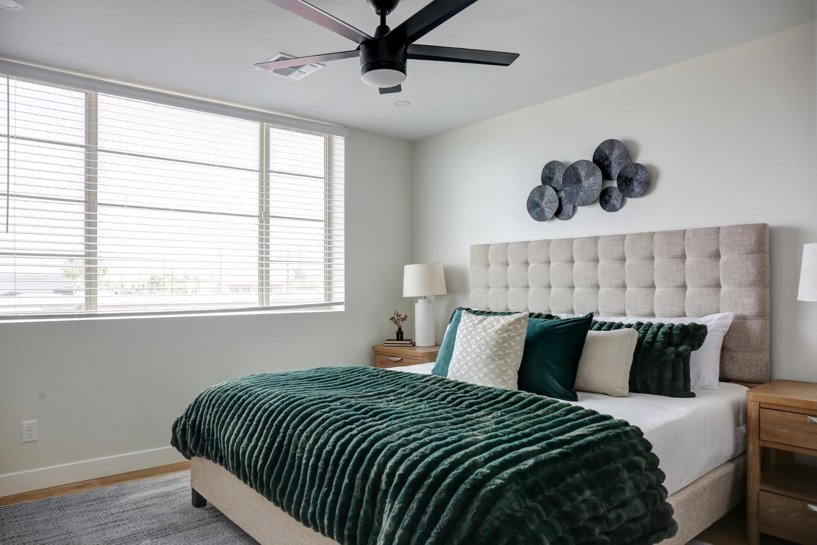 630 North Power Road, Unit 111 Mesa, AZ 85205 - Photo 9 of 13 a bedroom with a bed and window