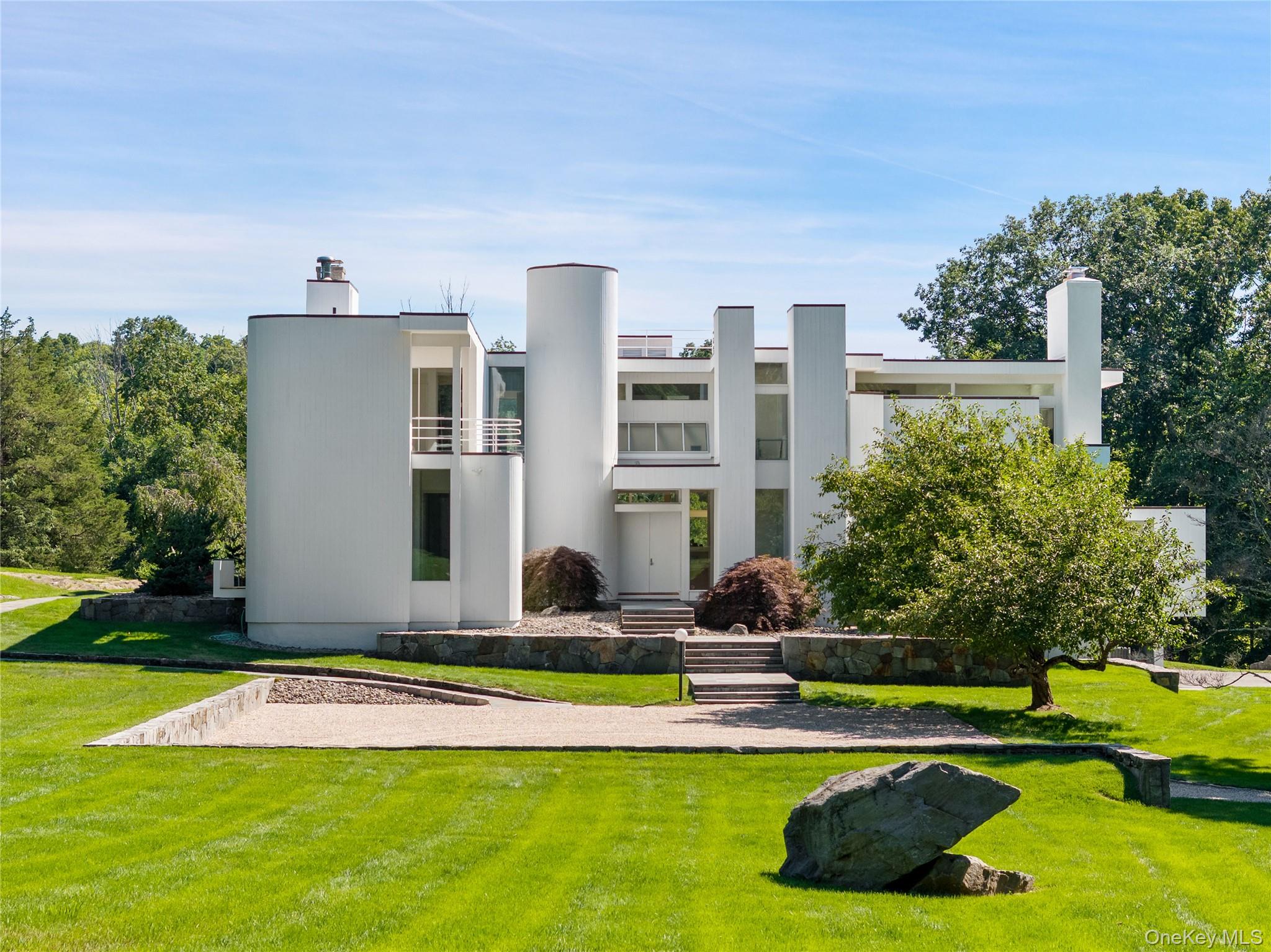 10 Dogwood Hills Road Pound Ridge, NY 10576 - Photo 1 of 6 Gallery Image 1