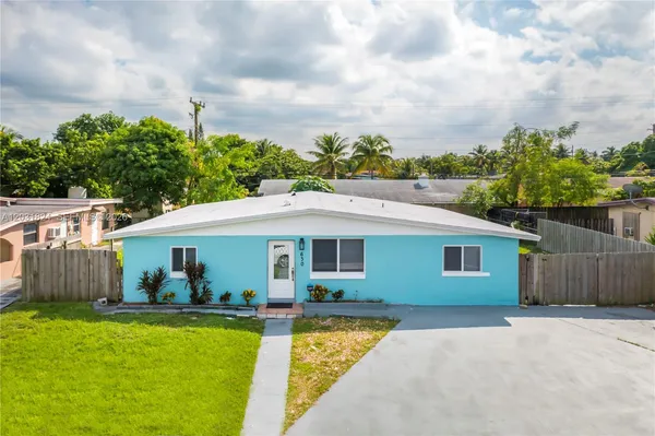 $3,100 | 630 Northwest 199th Street, Miami Gardens, FL 33169