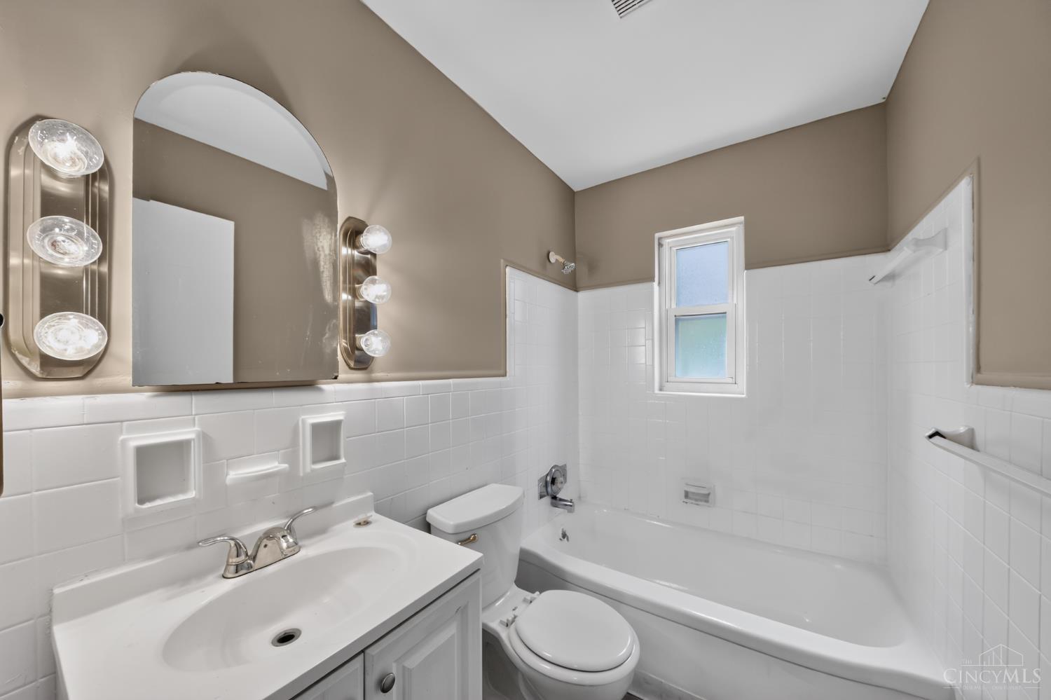 1119 Anderson Ferry Road Cincinnati, OH 45238 - Photo 24 of 31