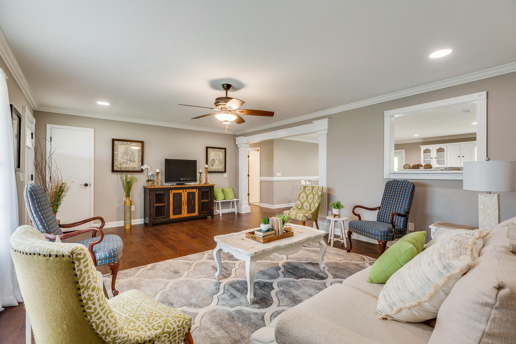 121 Charlie Hoss Road Jonesborough, TN 37659 - Photo 3 of 54 121 Charlie Hoss Road pic 2